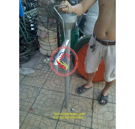 BƠM DẦU KÉO TAY TAIWAN THÙNG 220 LÍT