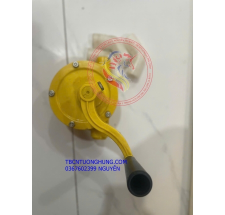 Bơm nhớt nhựa quay tay HS32 RP32