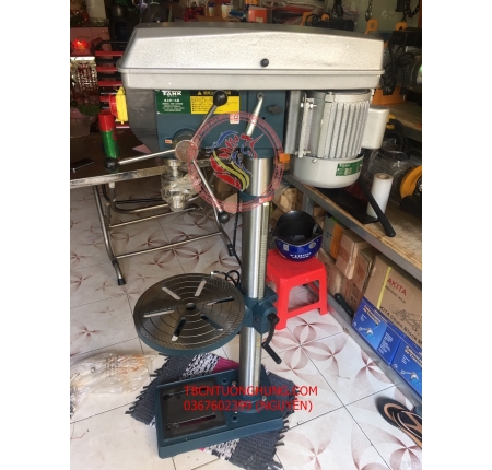 MÁY KHOAN BÀN 1 MÉT 2 TUPANK TAK-1200KB