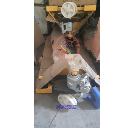 XE NÂNG TAY 3 TẤN 3000KG KONDO
