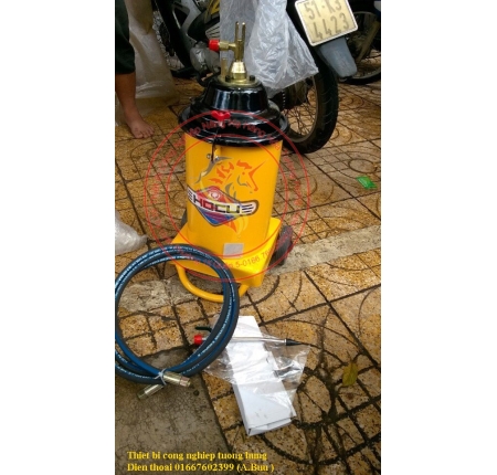 THÙNG BƠM MỠ BẰNG TAY KOCU 12 LÍT GZ-6S 